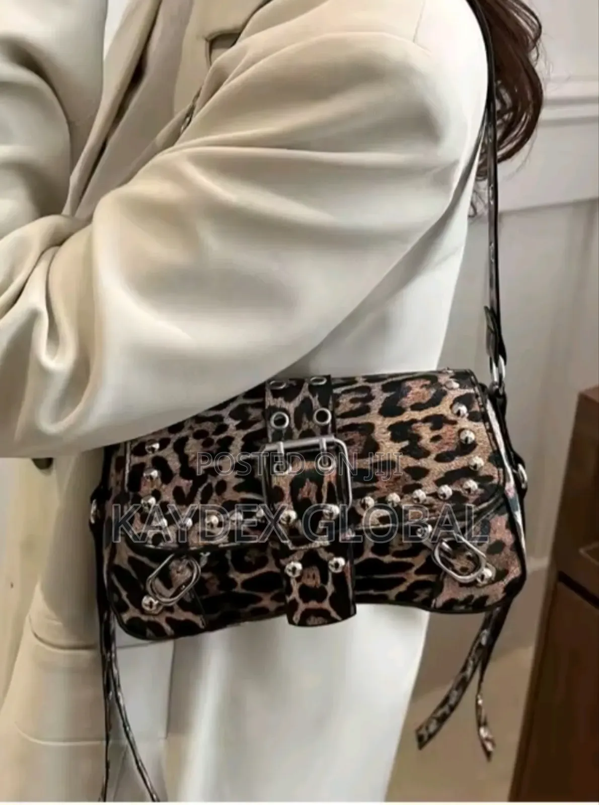Leopard Designed Trendy Handbag