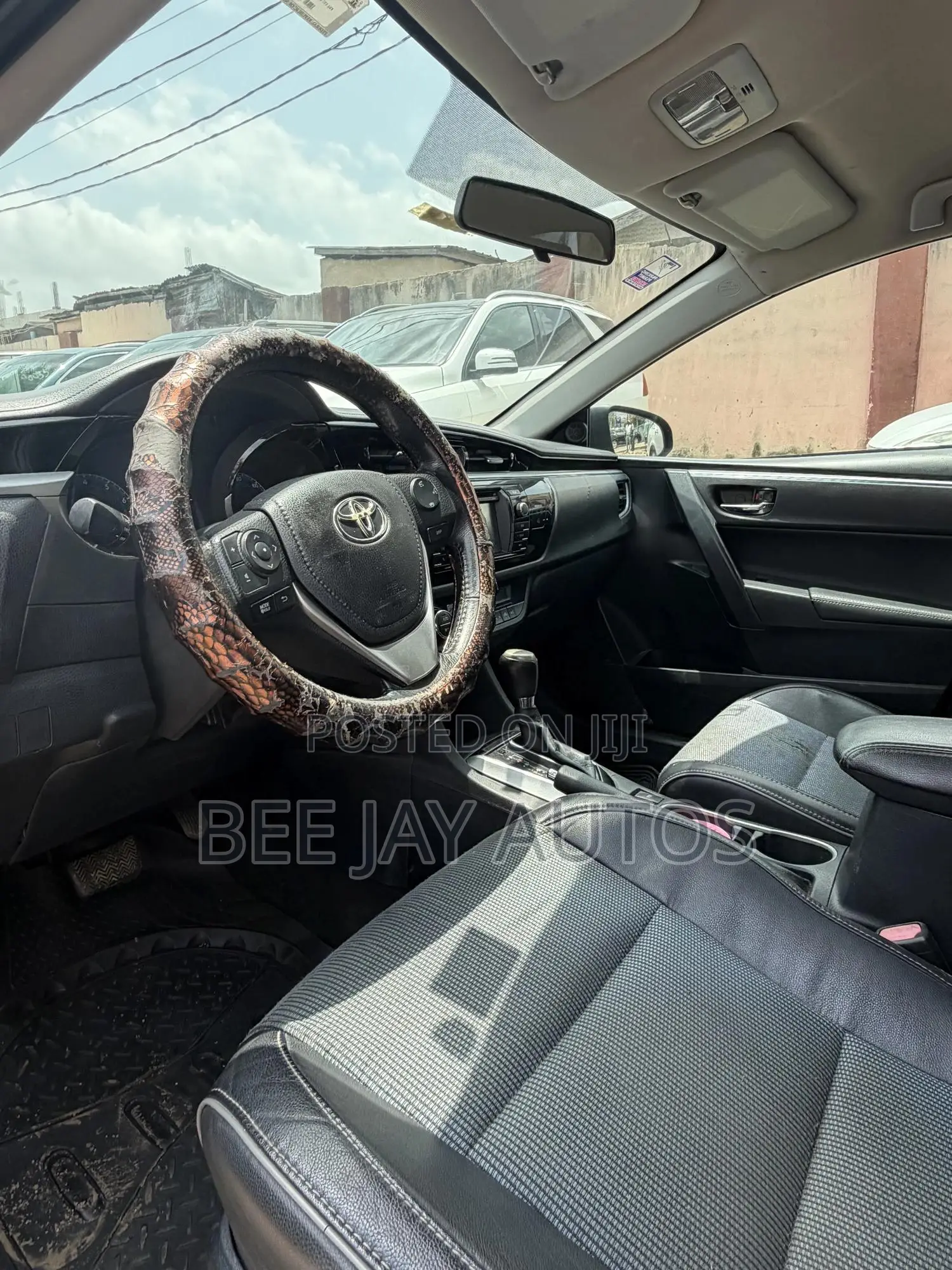 Toyota Corolla 2015 Gray