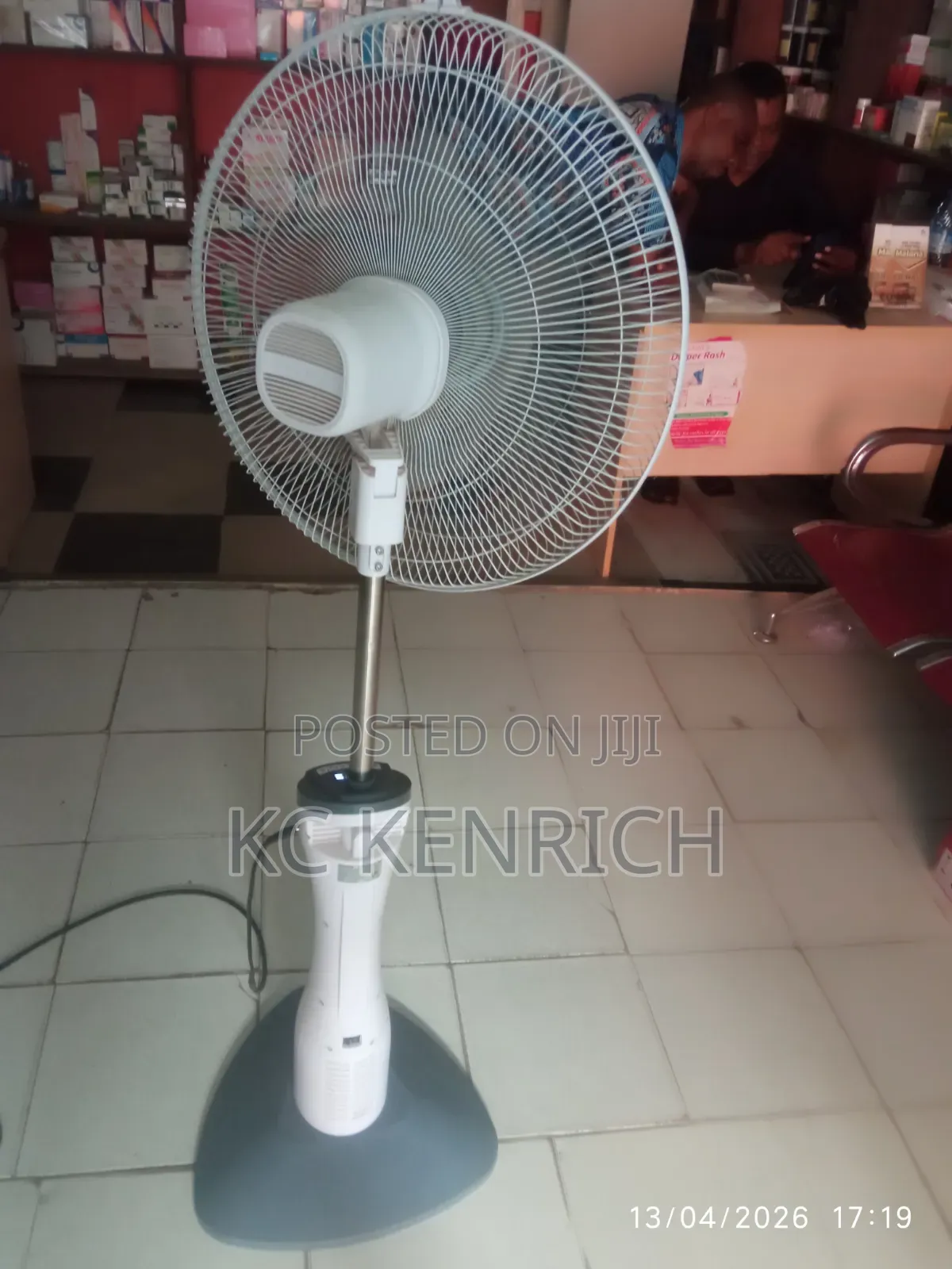 Qasa Rechargeable Fan 18 Inch