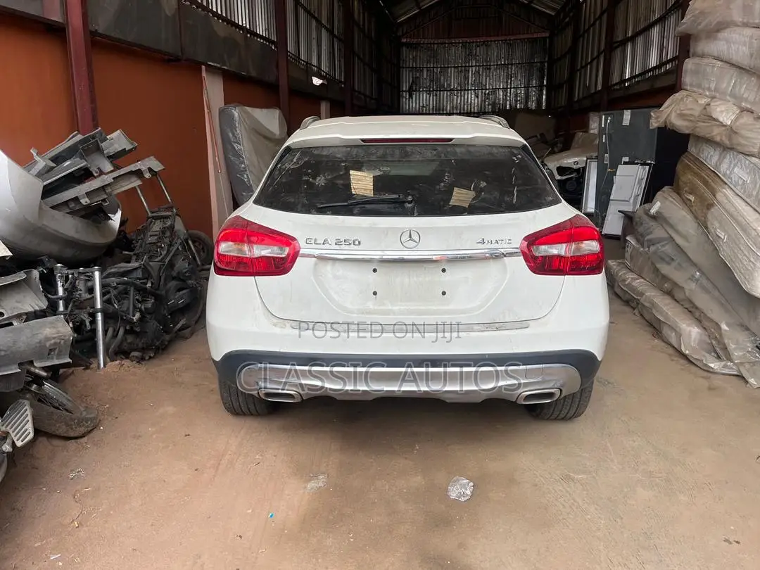 Mercedes-Benz GLA-Class 2015 White