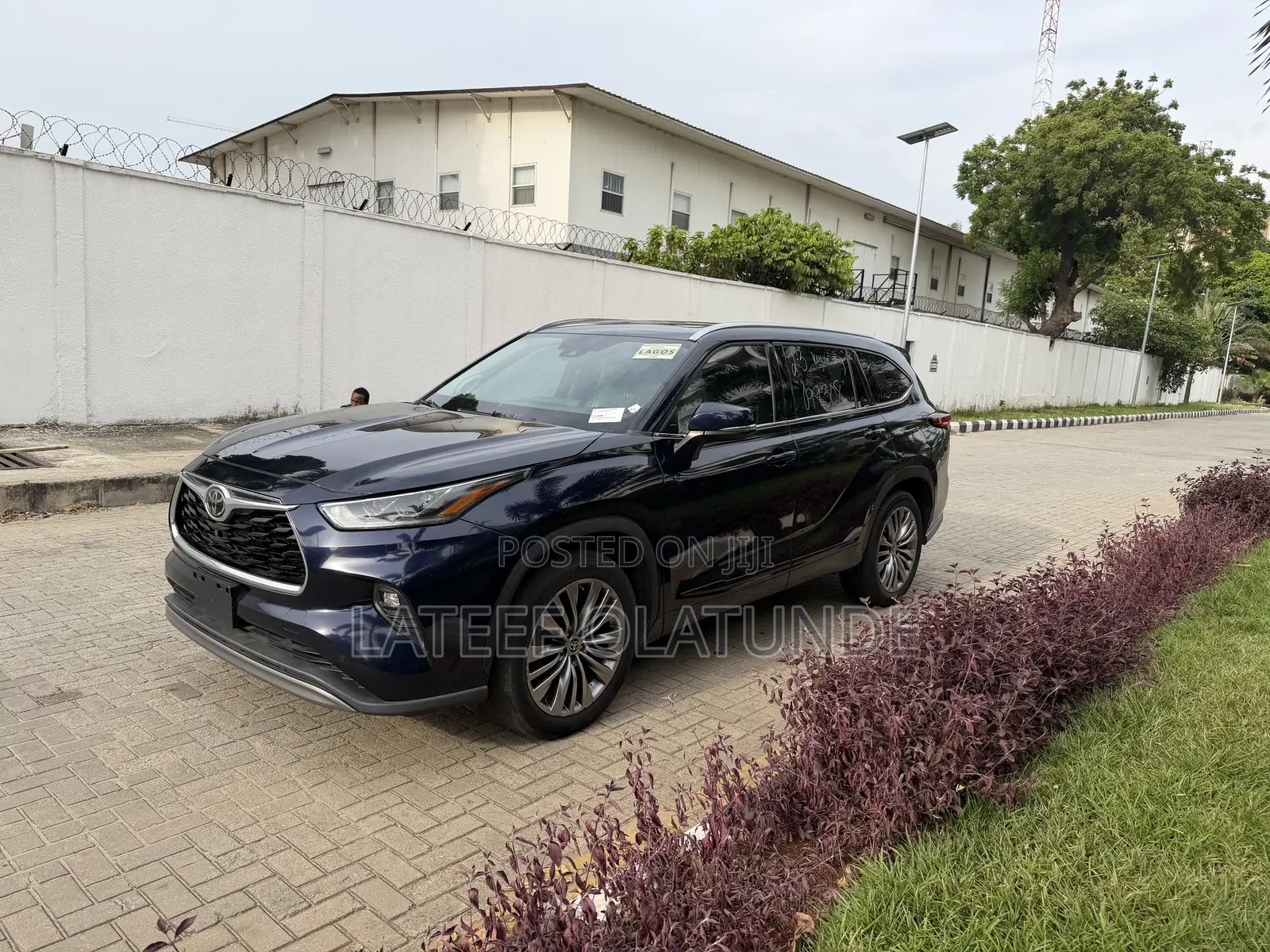 Toyota Highlander Platinum 2022 Blue