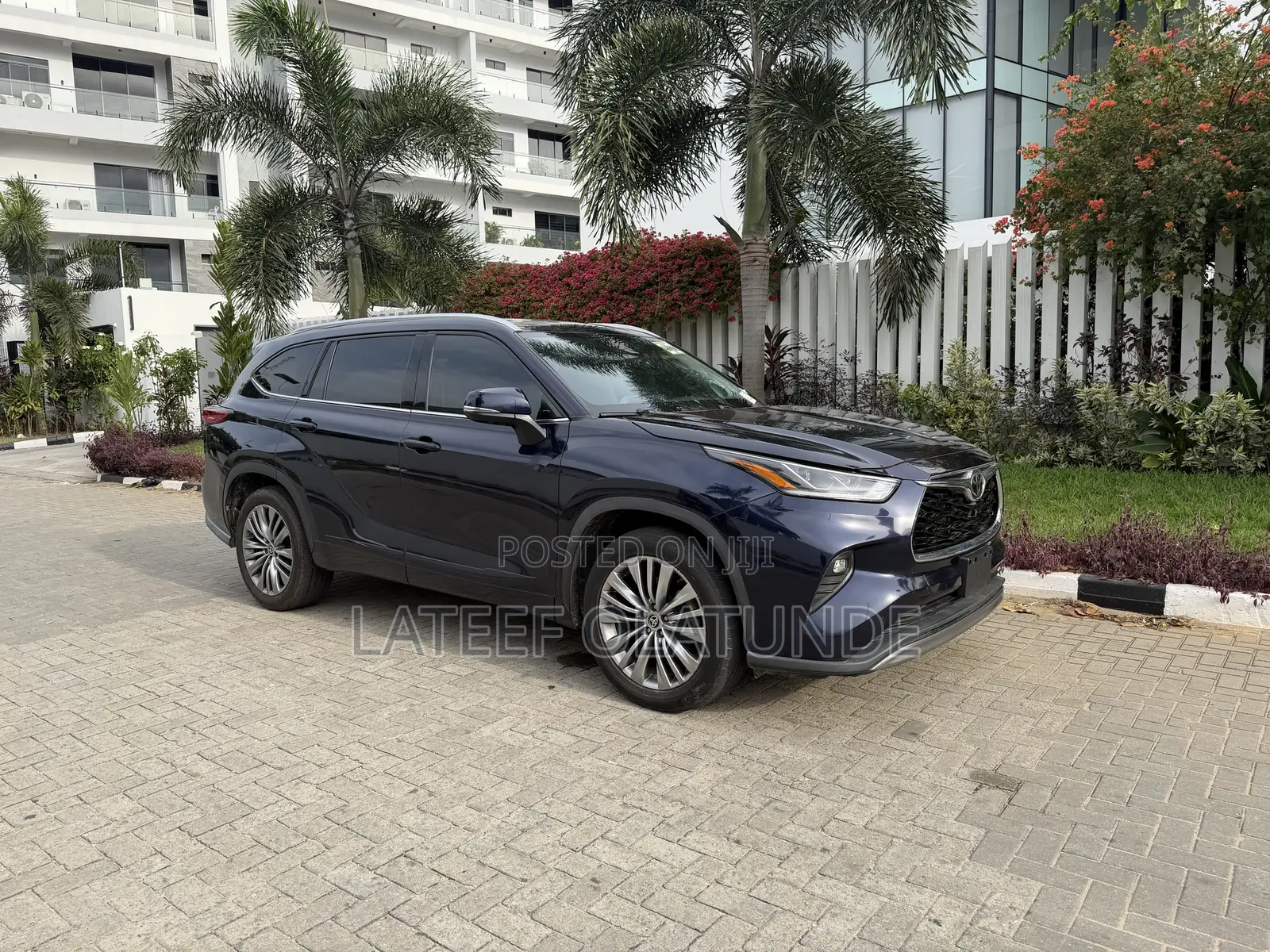 Toyota Highlander Platinum 2022 Blue