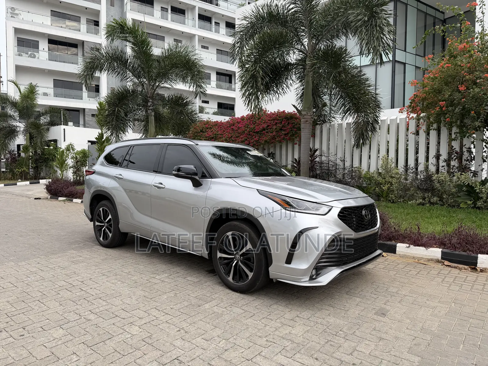Toyota Highlander XSE 2021 Silver