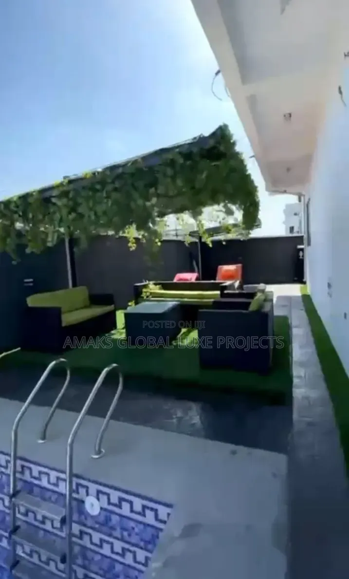 Furnished 5bdrm Duplex in Sangotedo for sale