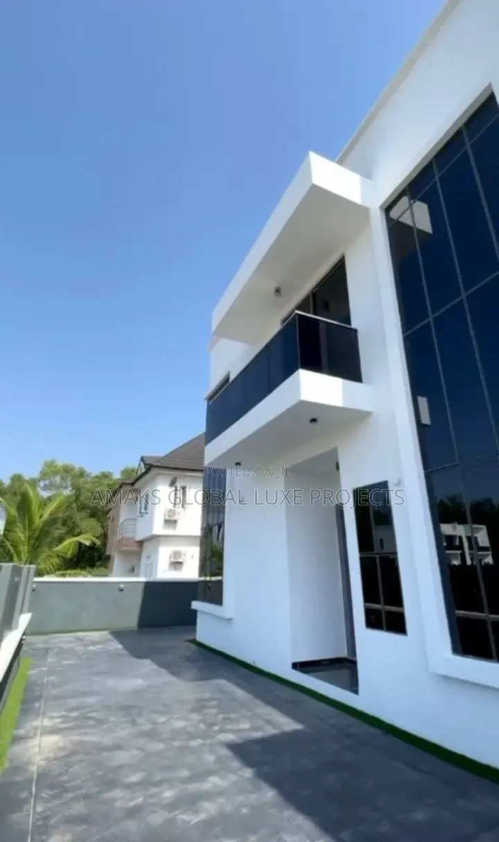 Furnished 5bdrm Duplex in Sangotedo for sale