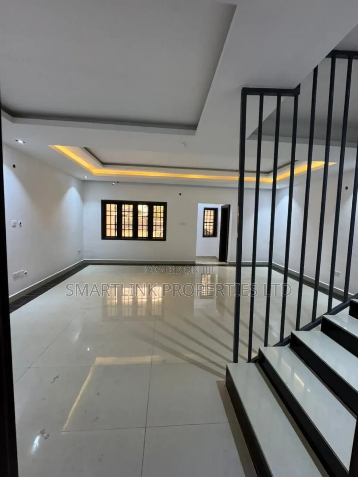 4bdrm Townhouse/Terrace in Lifecamp for sale