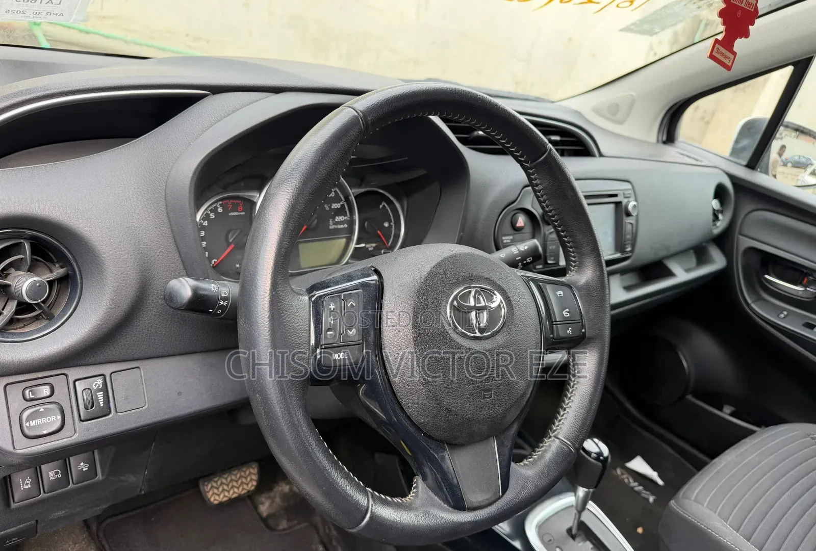 Toyota Yaris 2019 White