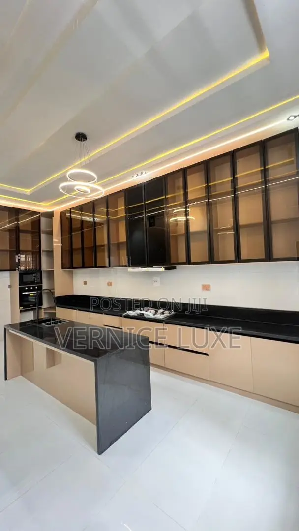Furnished 5bdrm Duplex in Sangotedo for sale