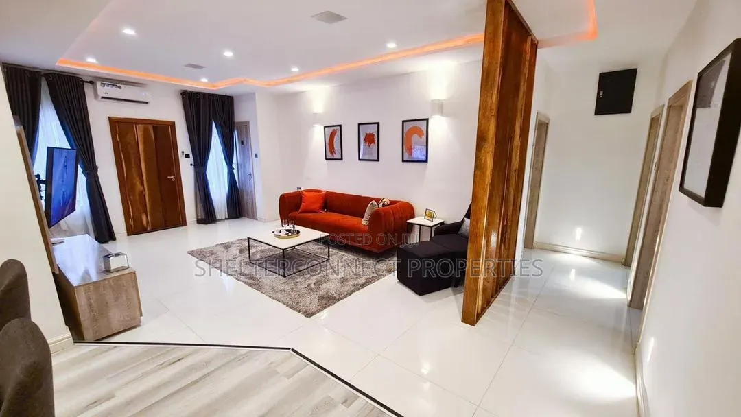 Furnished 3bdrm Apartment in Lekki Phase 1 for rent