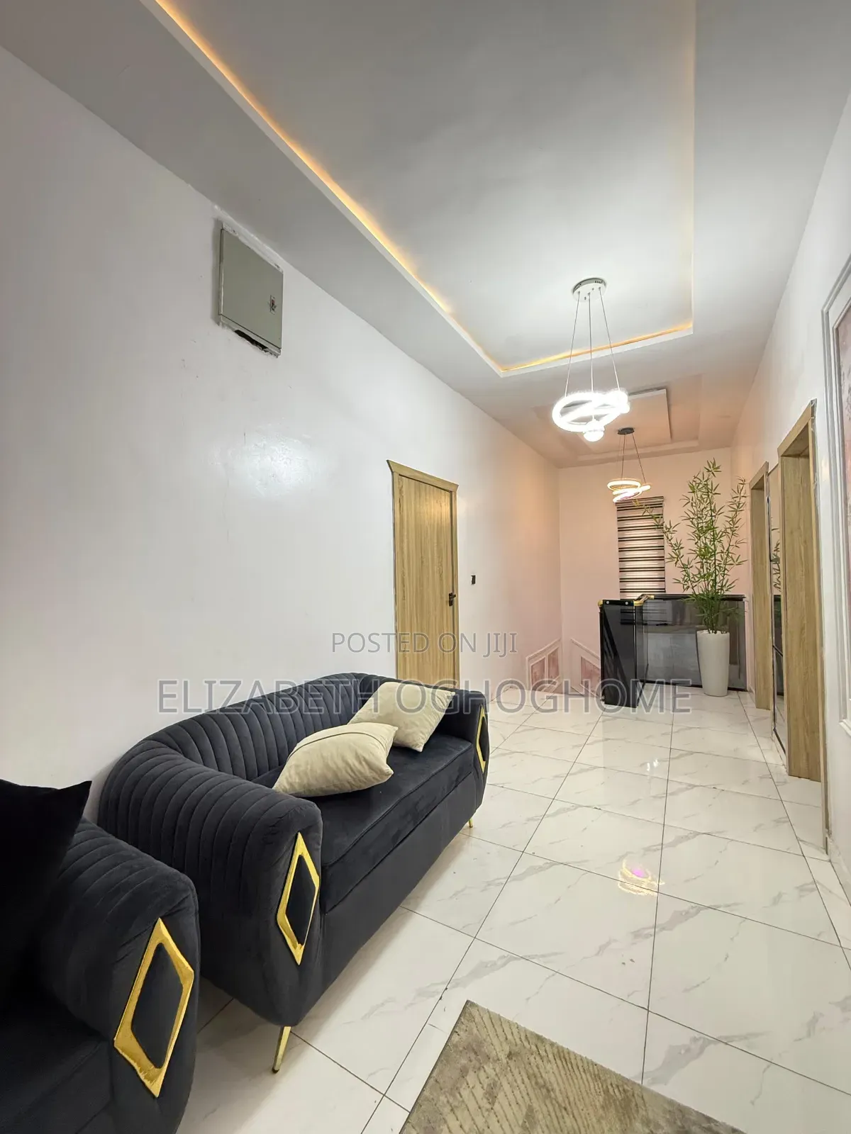 Furnished 4bdrm Duplex in Thomas Estate for rent