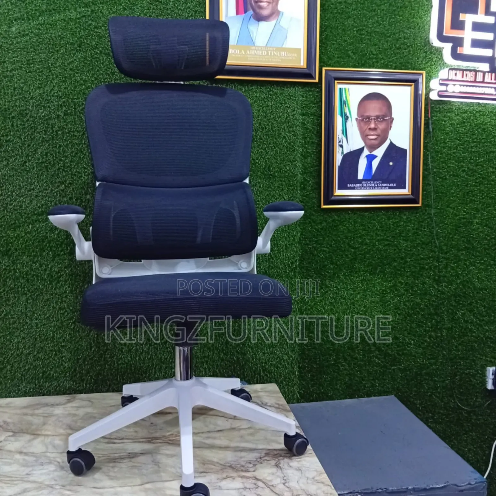 Ergonomic Mesh Office Chair Black and White