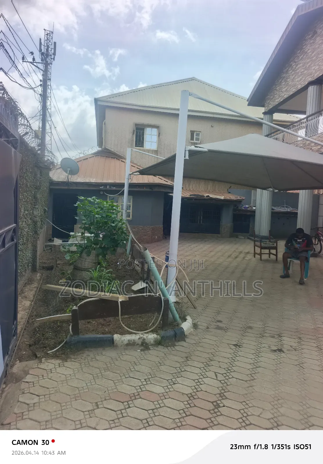 5bdrm Duplex in Shola Martins, New Oko Oba for sale
