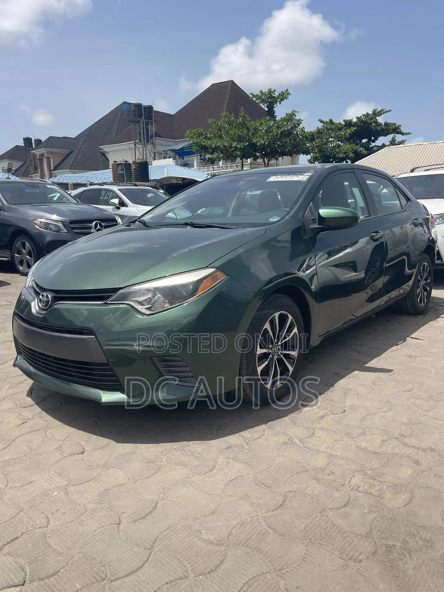 Toyota Corolla 2015 Green