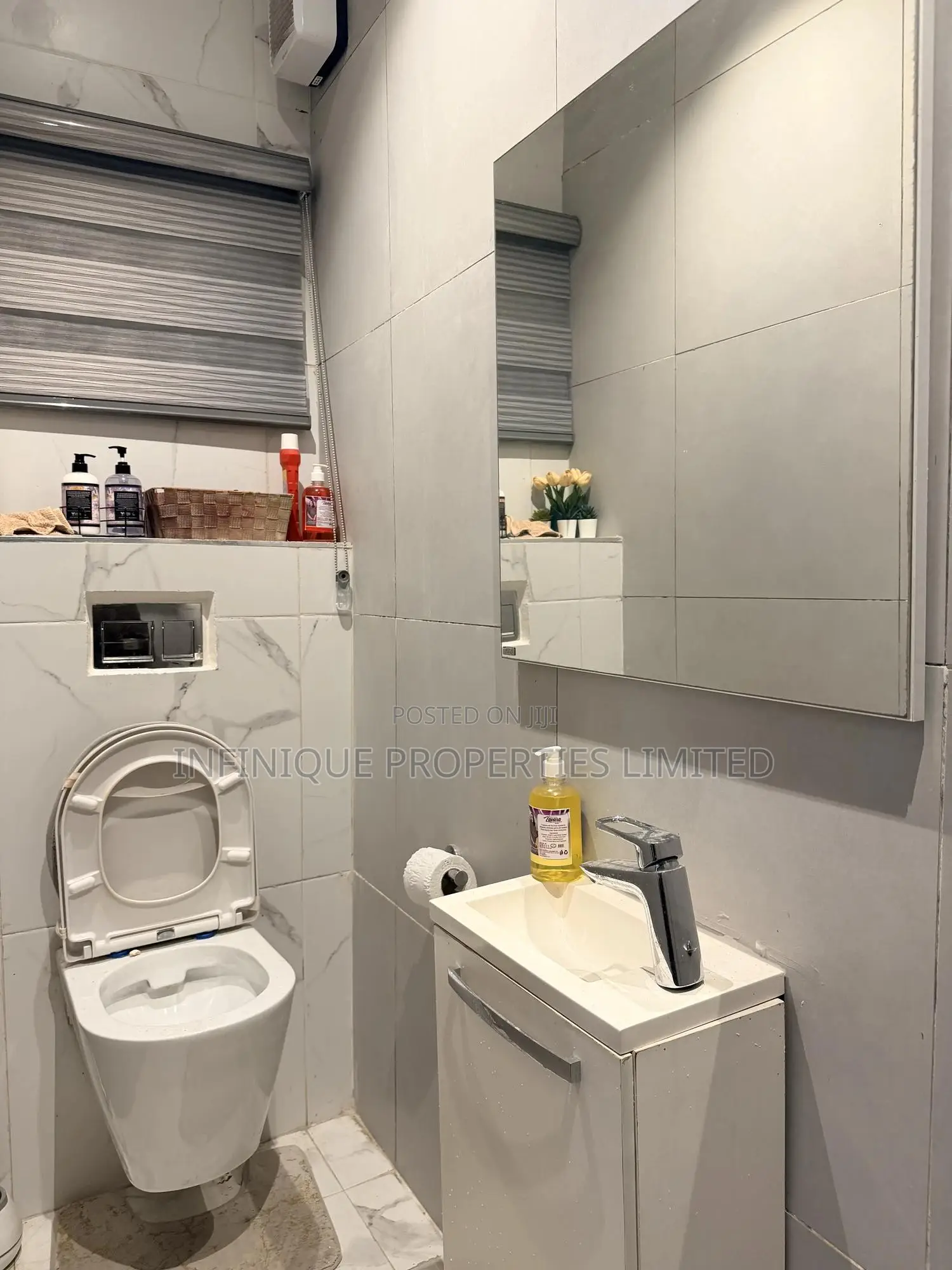 Furnished 3bdrm Apartment in Pinnock Phase 3, Osapa london for sale