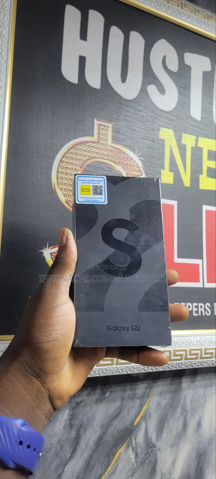 New Samsung Galaxy S22 5G 128 GB Black