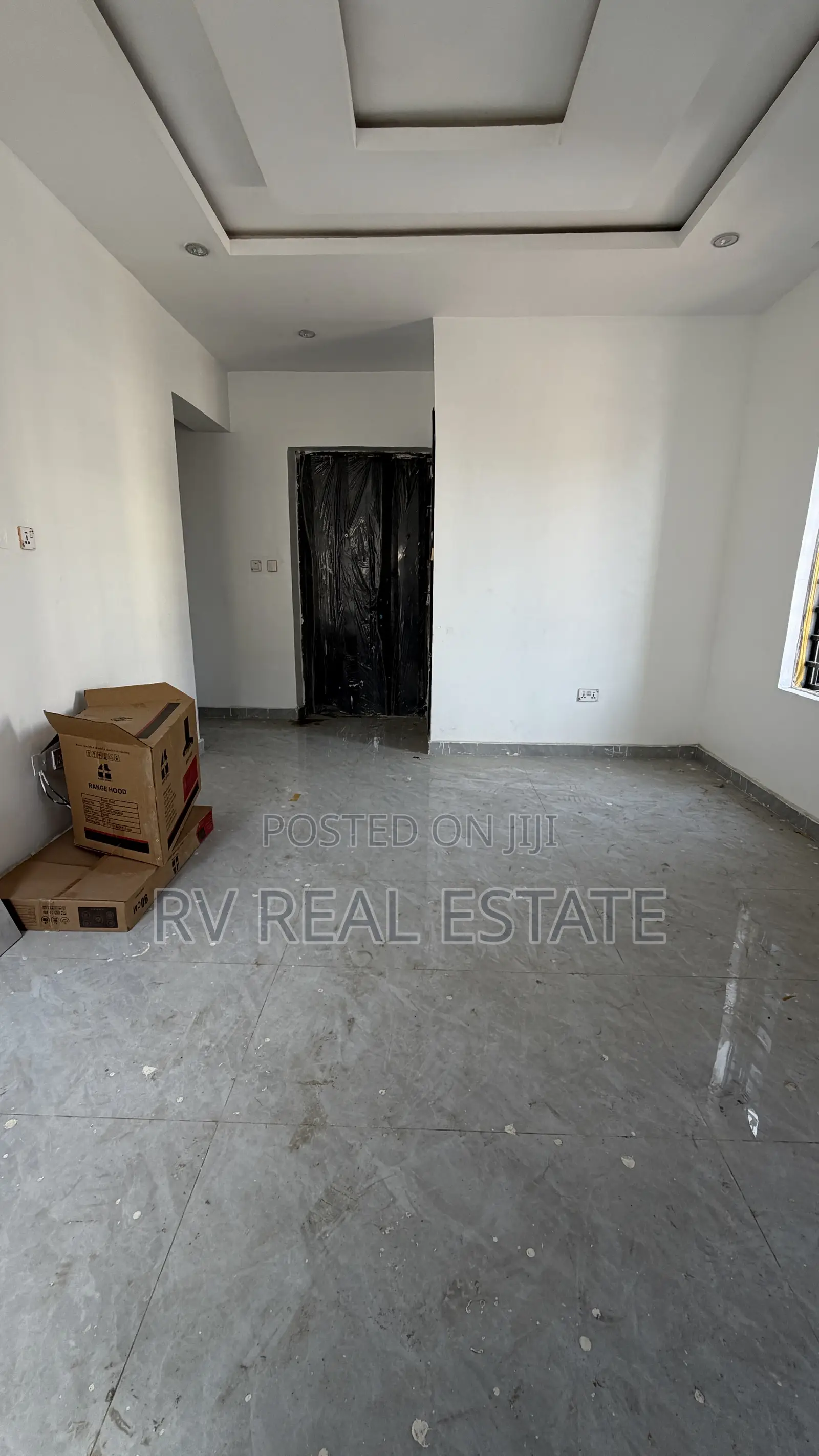 2bdrm Apartment in Surulere for sale