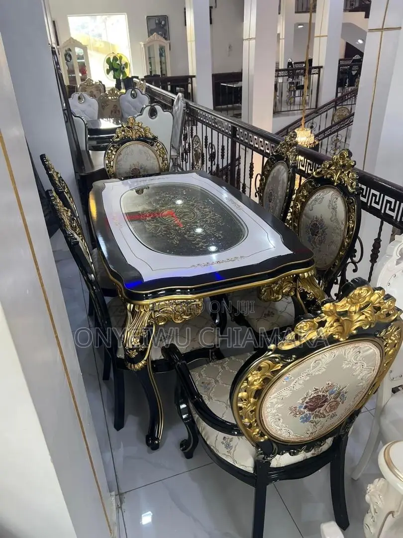 Luxury 6-Seater Dining Table Set With Glass Top – Black Gold