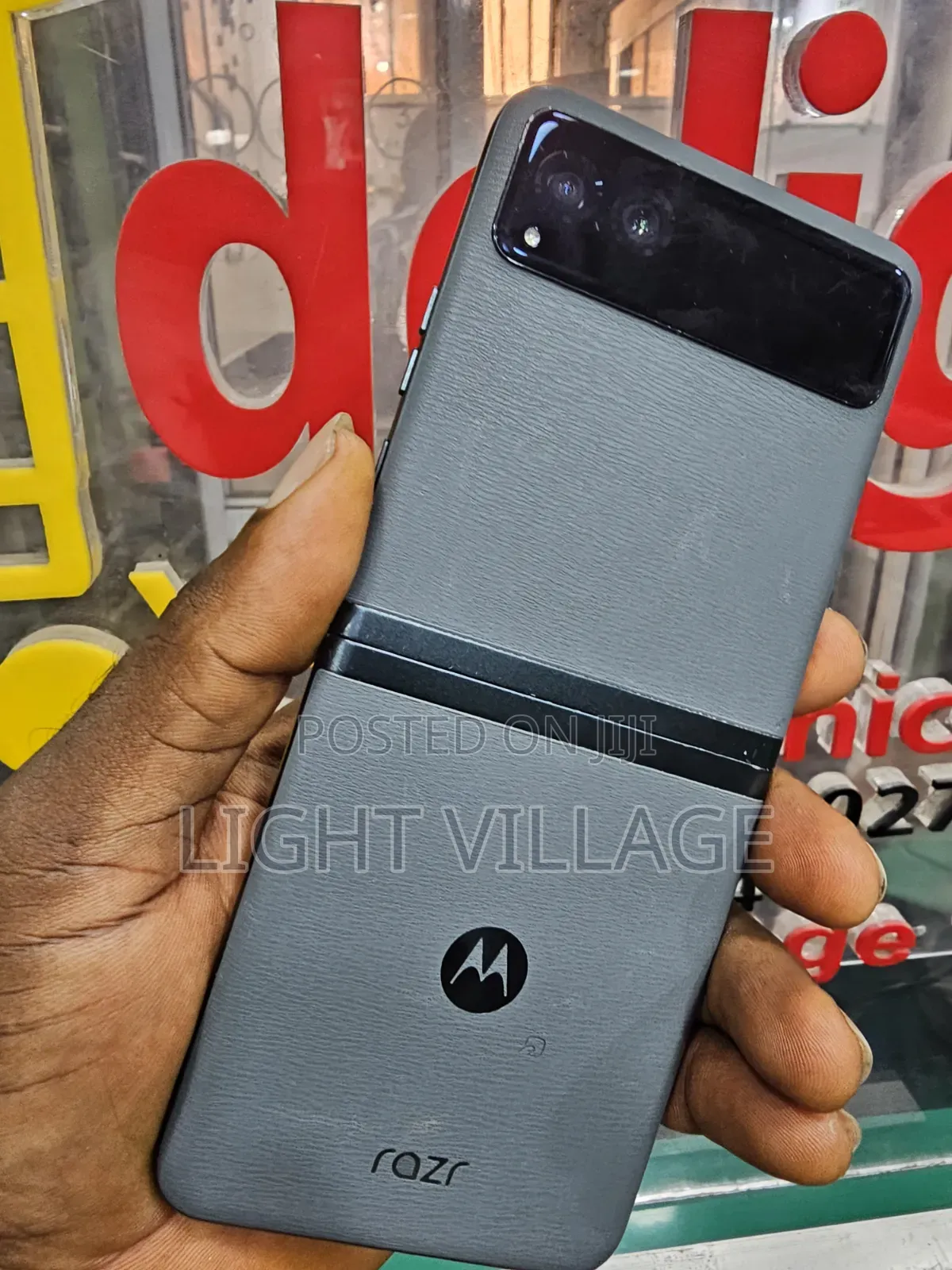 Motorola Razr 40s 256 GB Gray