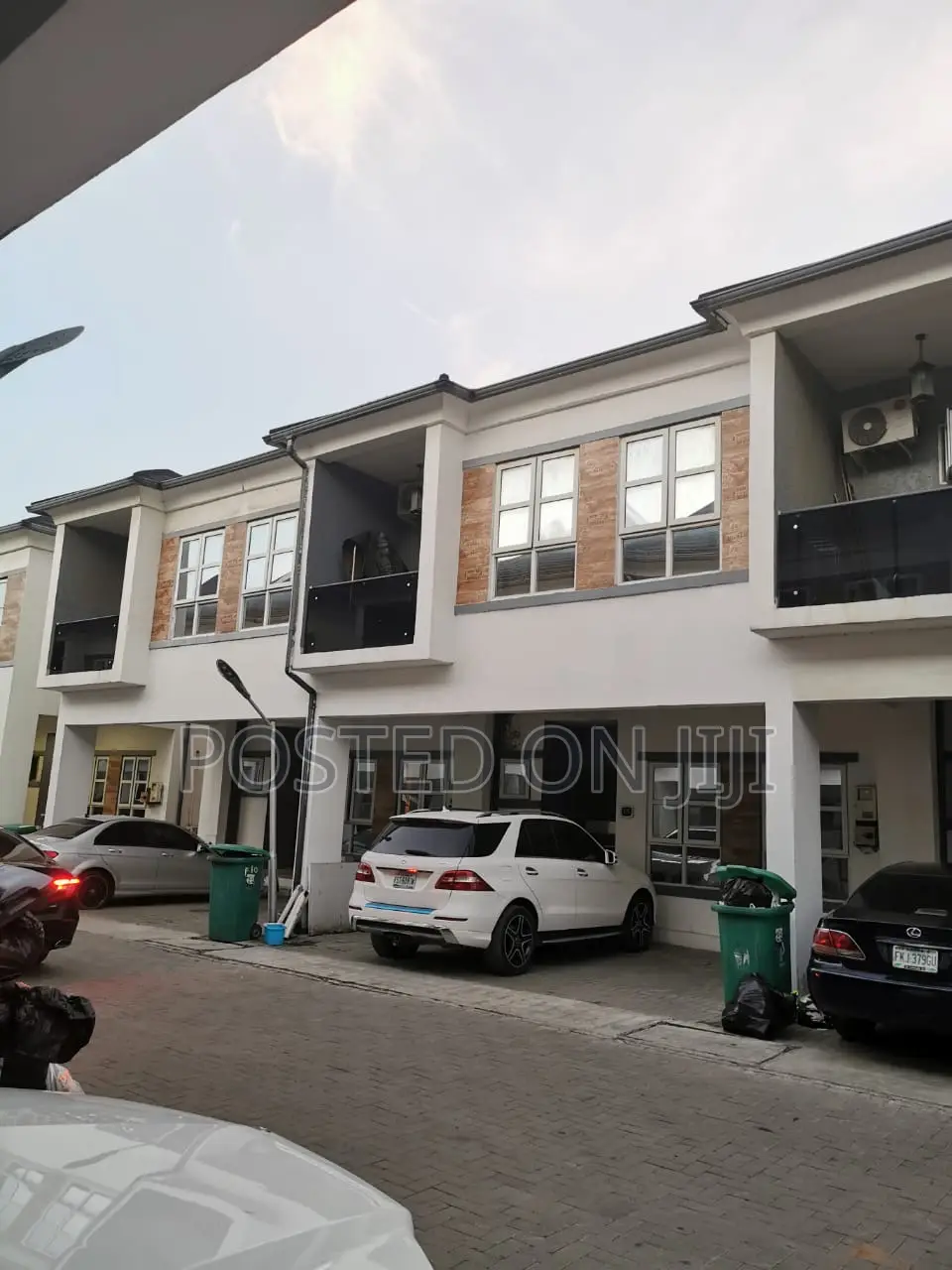 4bdrm Shared Apartment in Orchid, Ikota for rent