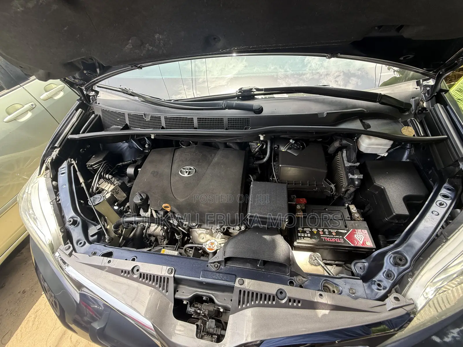 Toyota Sienna XLE AWD (3.5L 6cyl 8A) 2018 Blue