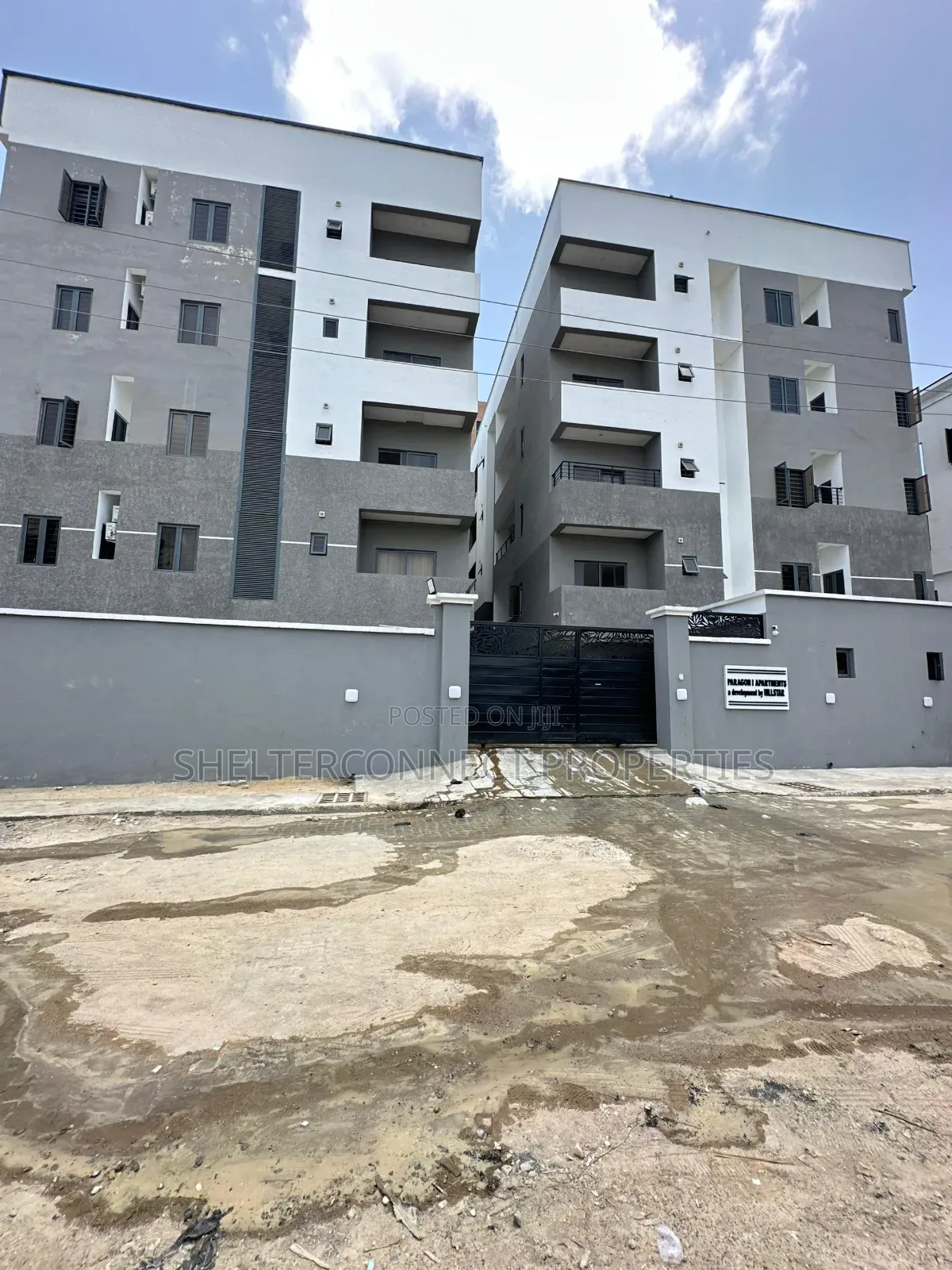 2bdrm Apartment in Lekki Phase 1 for rent