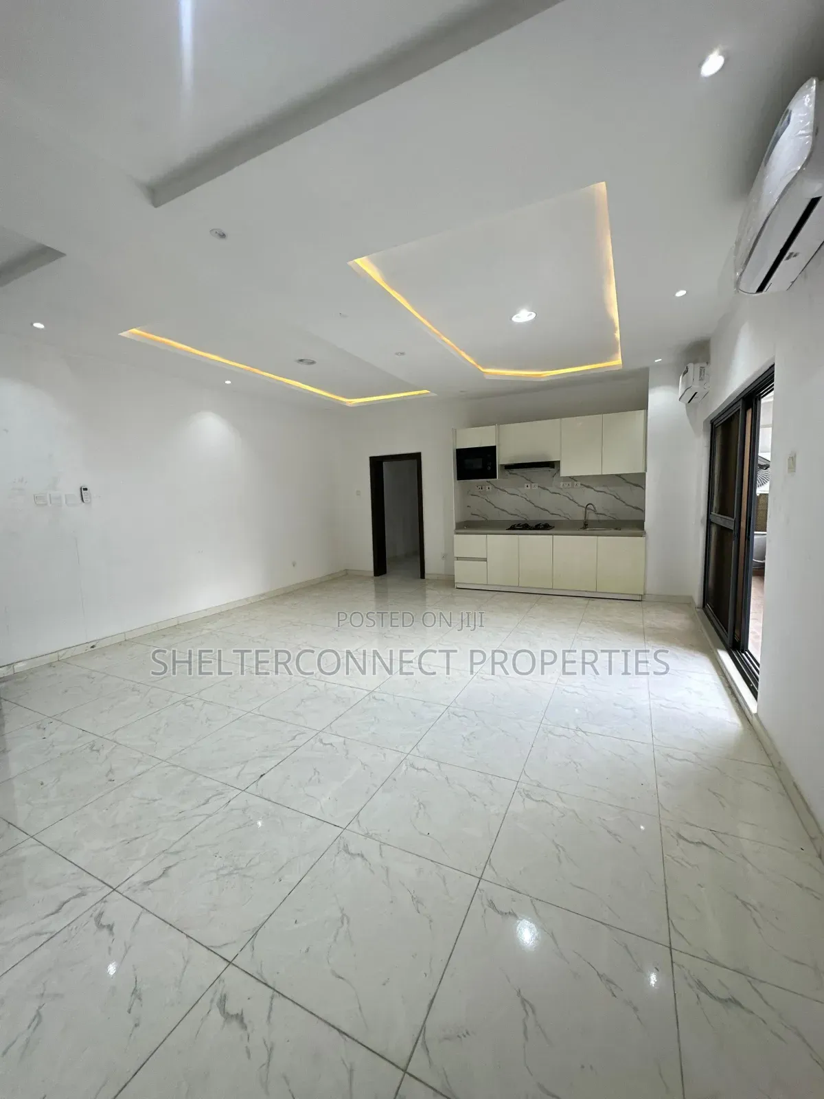 2bdrm Apartment in Lekki Phase 1 for rent