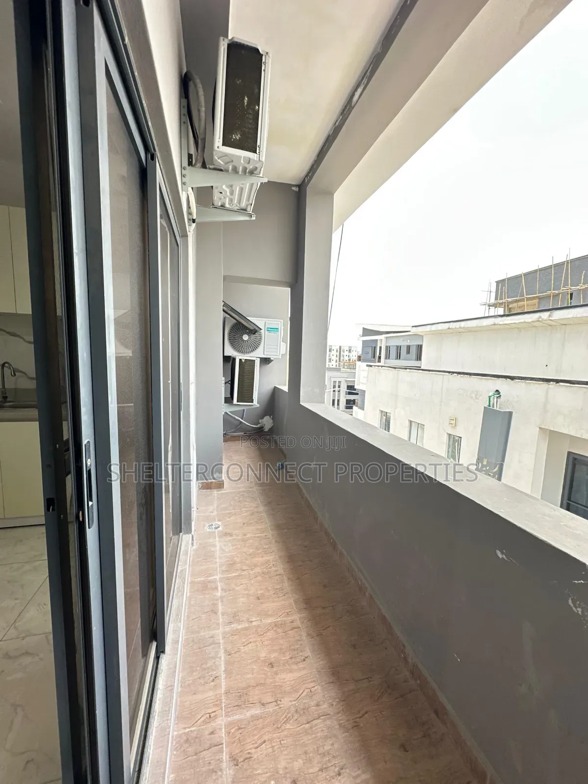 2bdrm Apartment in Lekki Phase 1 for rent