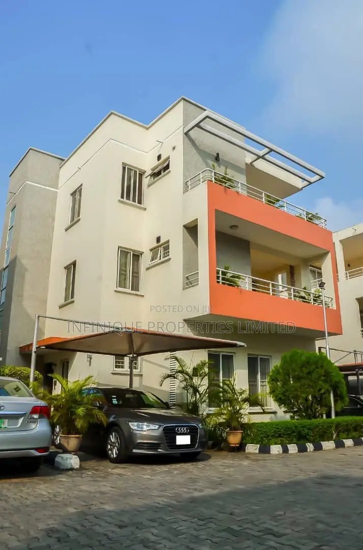 5bdrm Duplex in Ikeja GRA for sale