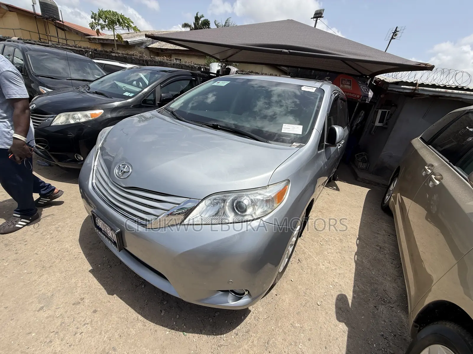 Toyota Sienna Limited 7 Passenger 2012 Silver