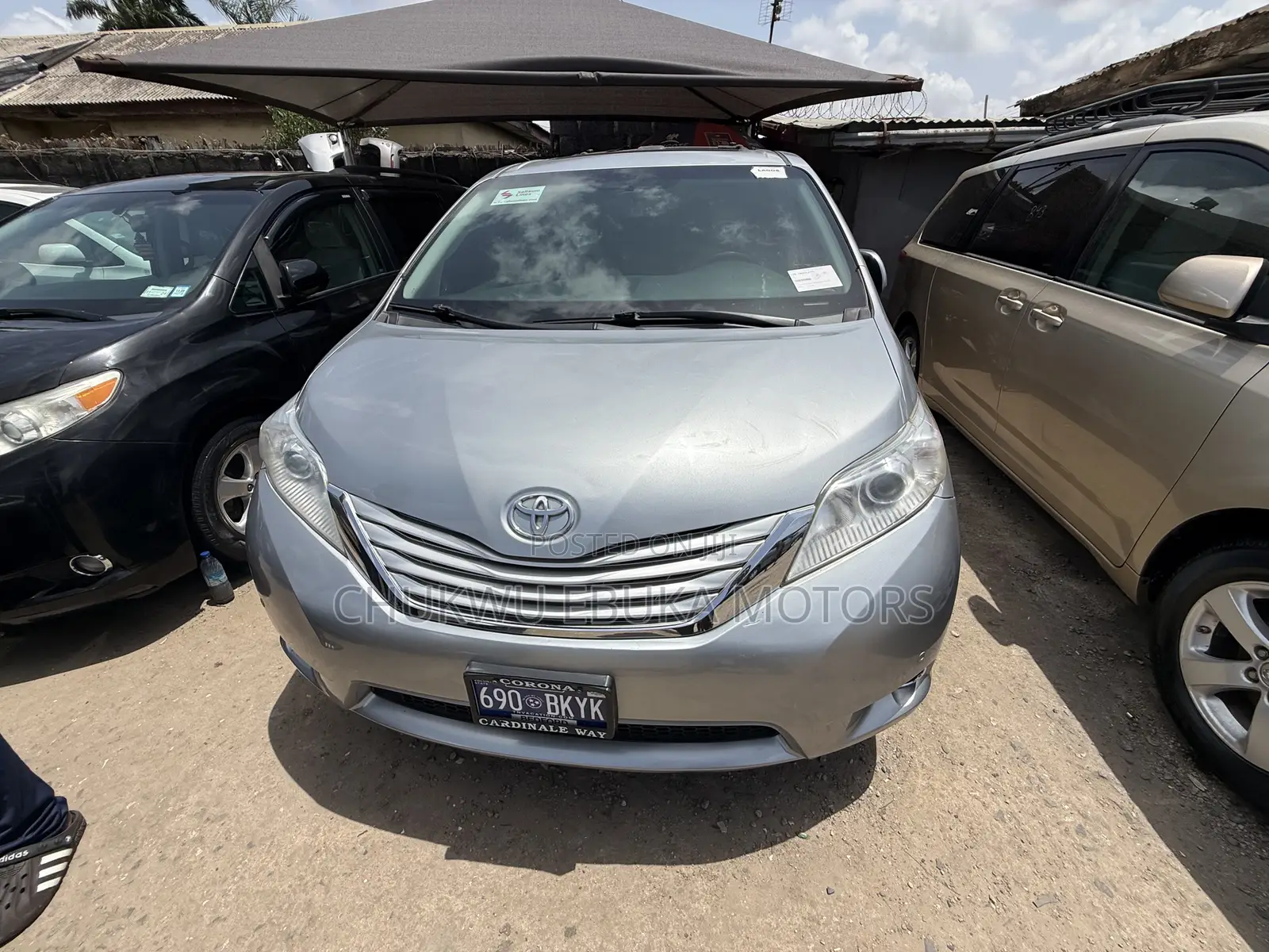 Toyota Sienna Limited 7 Passenger 2012 Silver