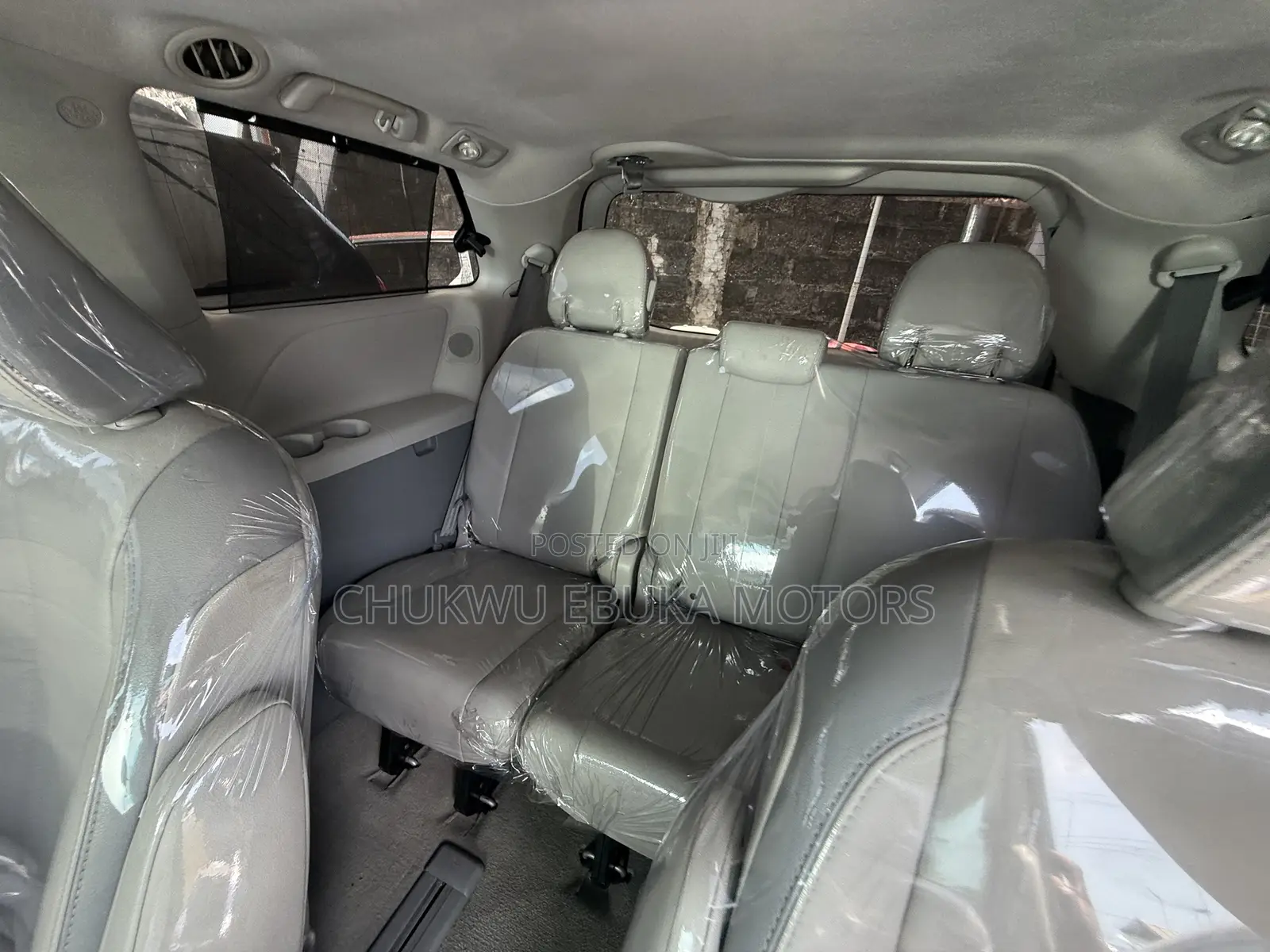 Toyota Sienna Limited 7 Passenger 2012 Silver