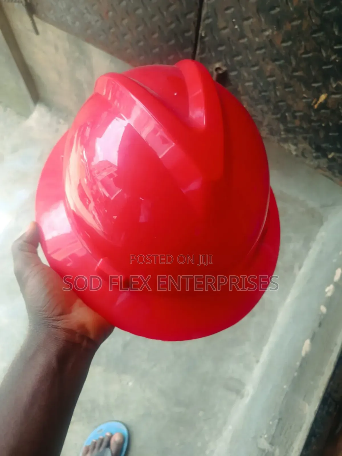 Durable or Industrial Round Quality Safety Helmets