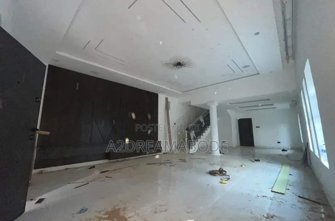 3bdrm Duplex in Magodo Phase 1 for sale