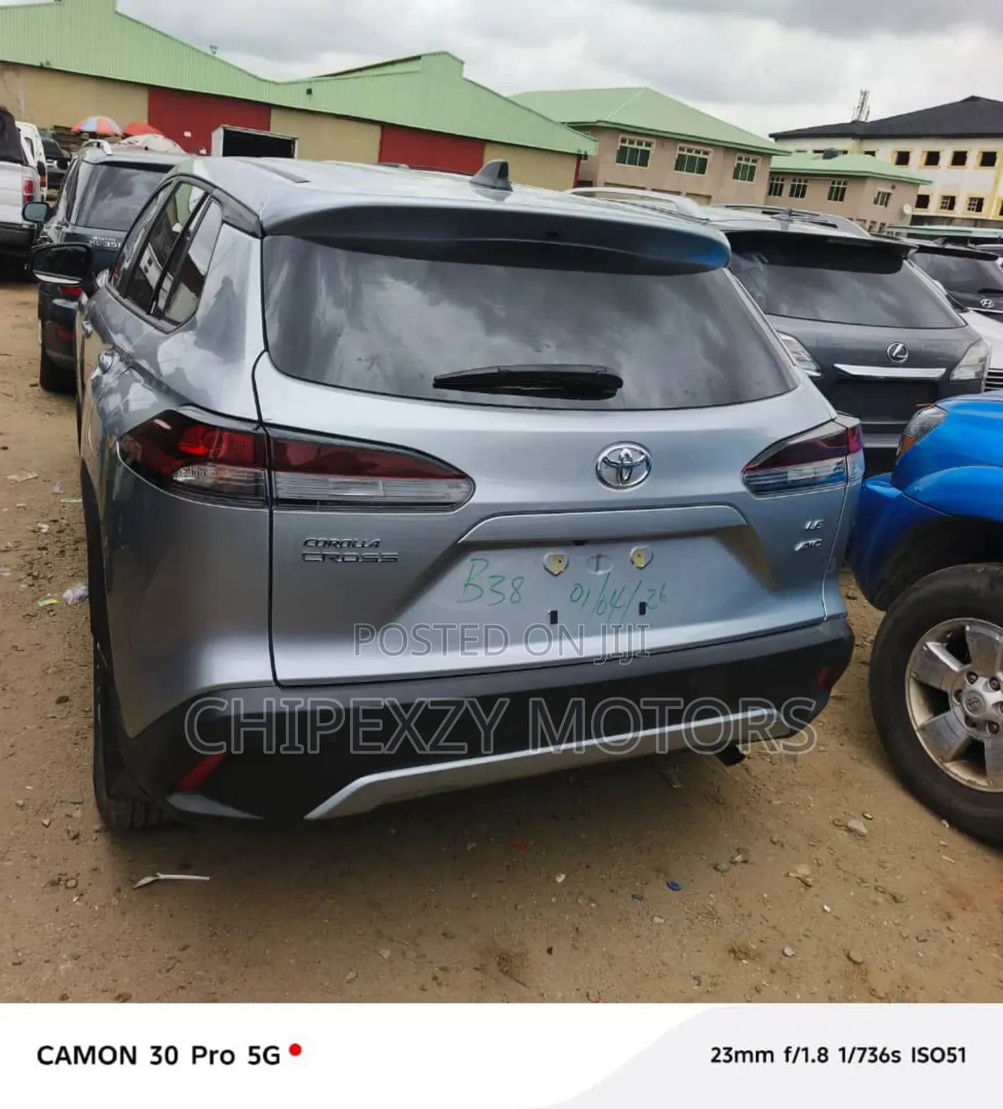 Toyota Corolla Cross LE AWD 2026 Silver