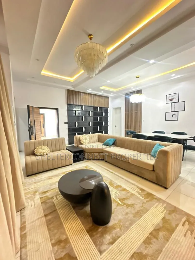 Furnished 3bdrm Apartment in Lekki Phase 1 for rent