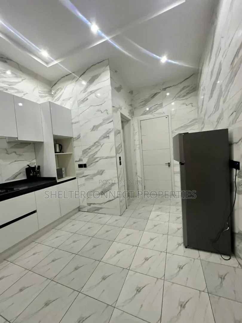 Furnished 3bdrm Apartment in Lekki Phase 1 for rent