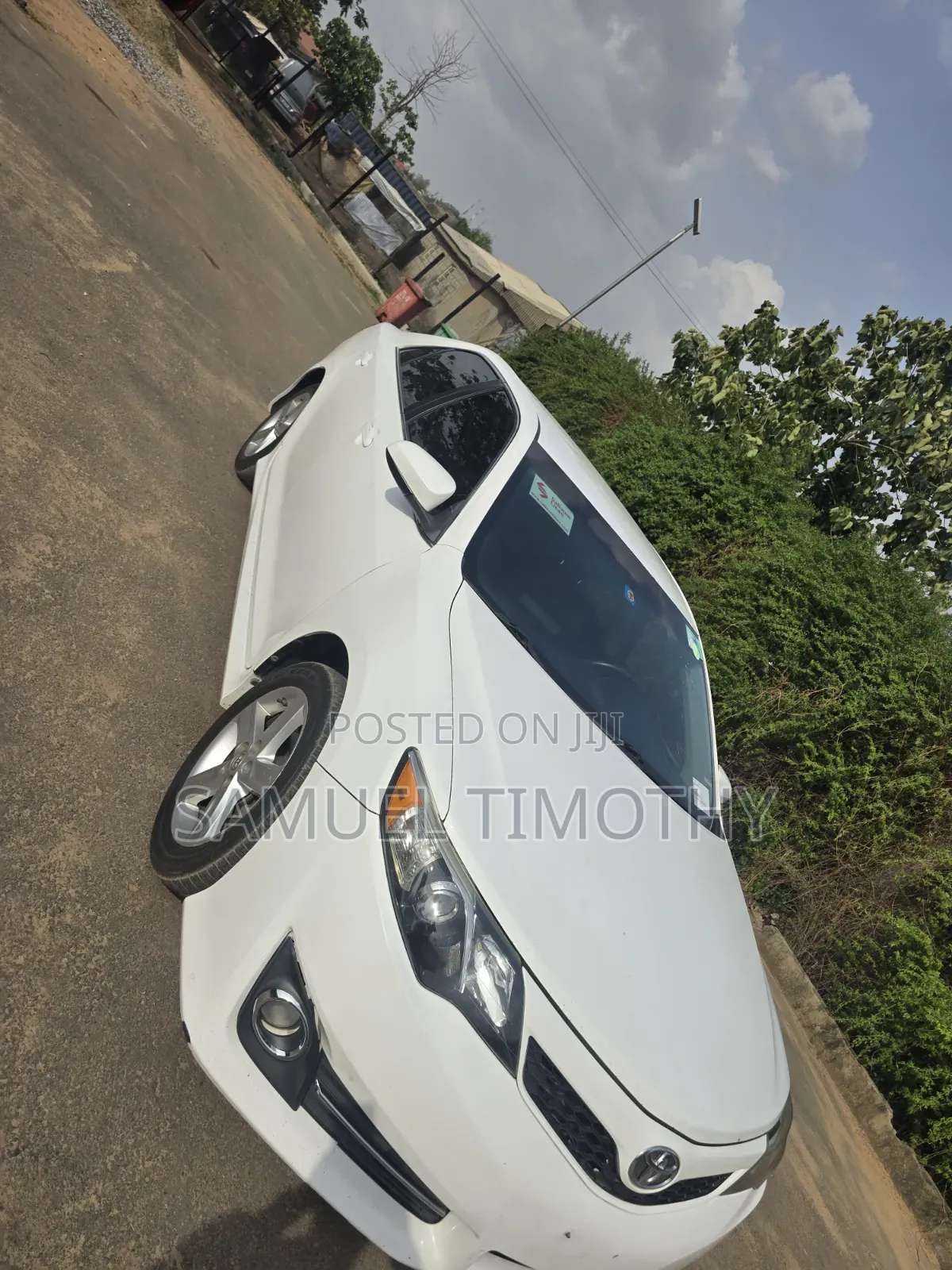Toyota Camry SE 4dr Sedan (2.5L 4cyl 6A) 2014 White