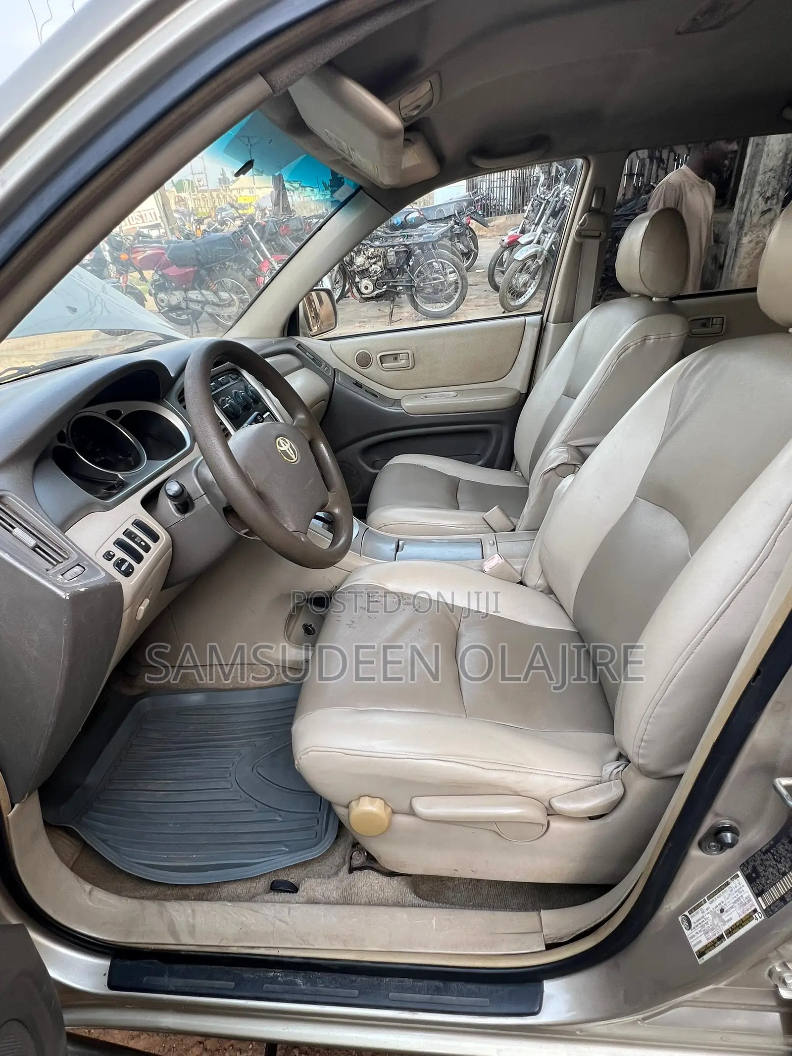 Toyota Highlander Limited V6 2006 Gold
