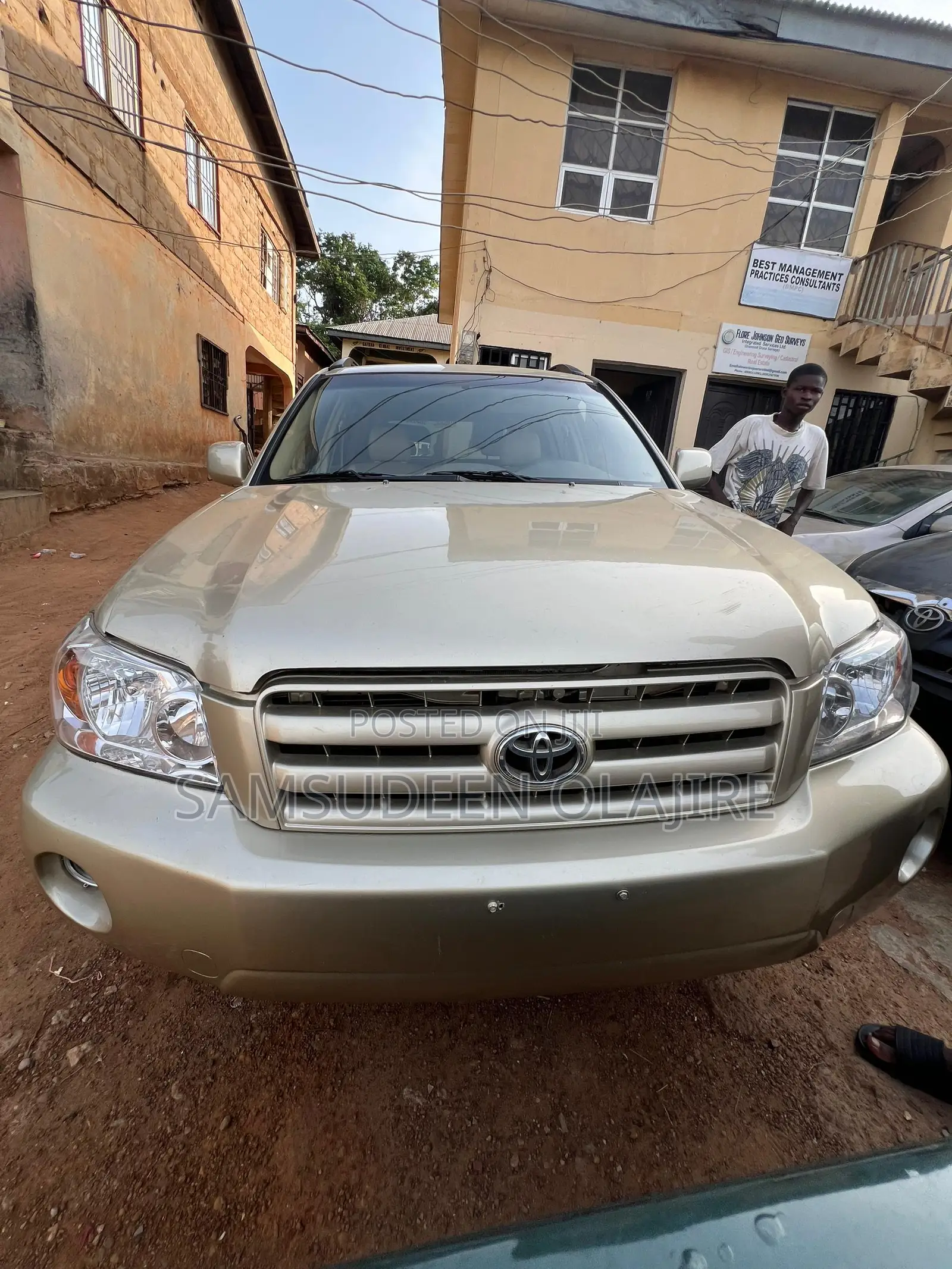 Toyota Highlander Limited V6 2006 Gold