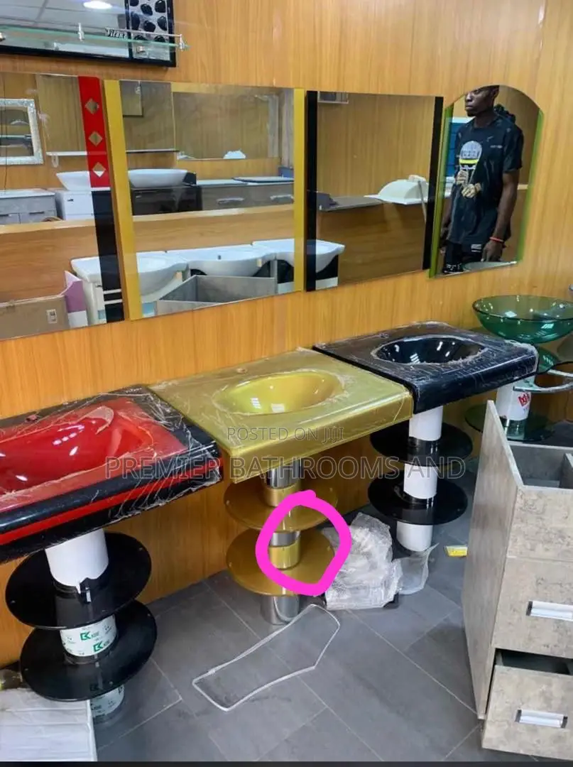 Dining Washing Hand Basin With Mirror