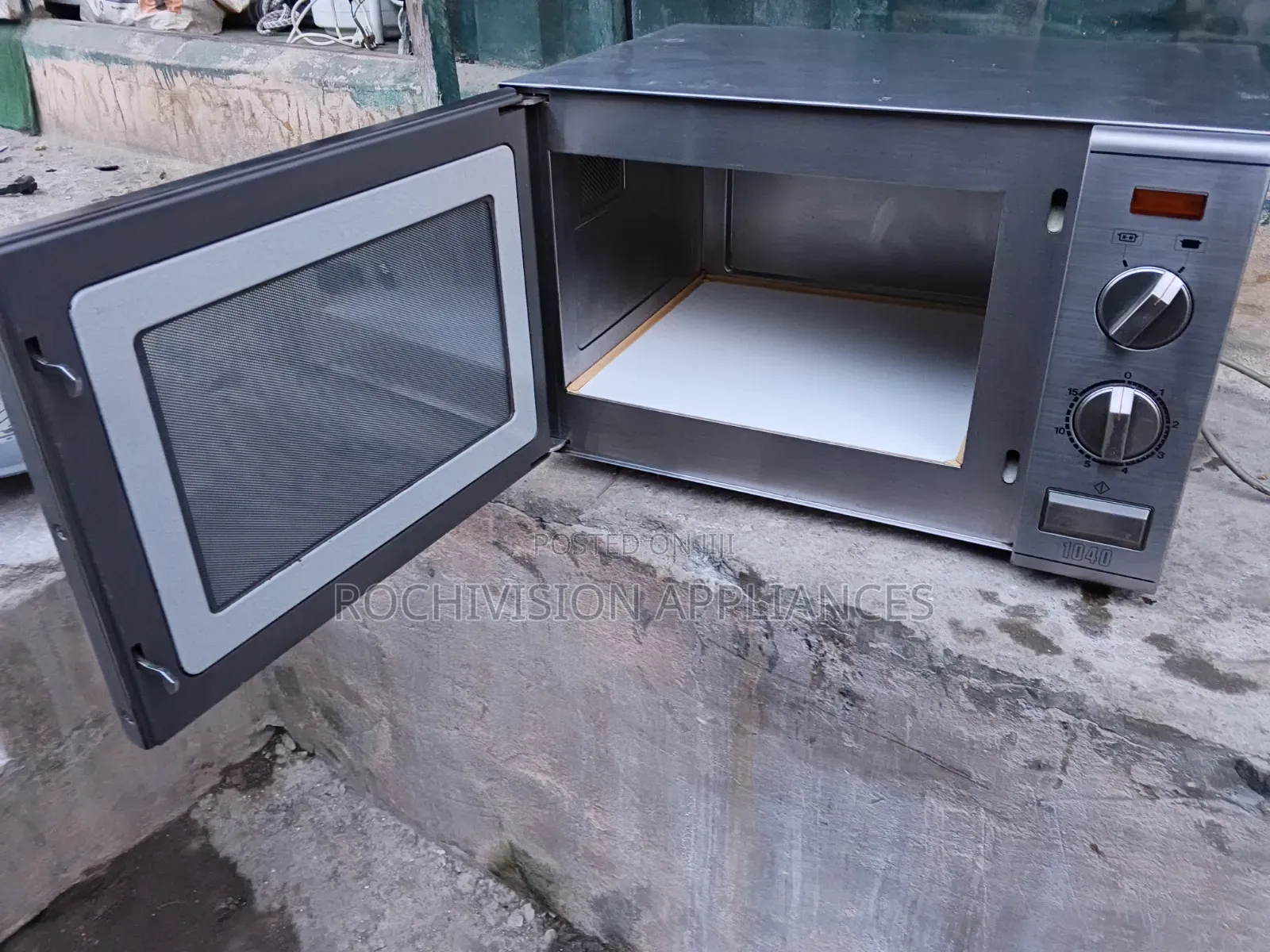 Panasonic Heavy-Duty Industrial Microwave