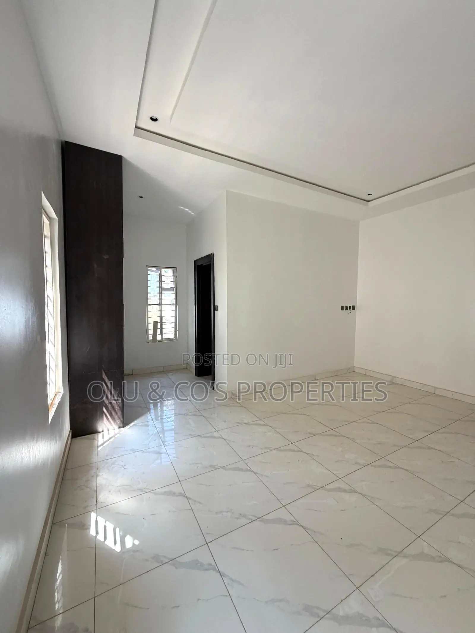 5bdrm Mansion in Gwarinpa for sale