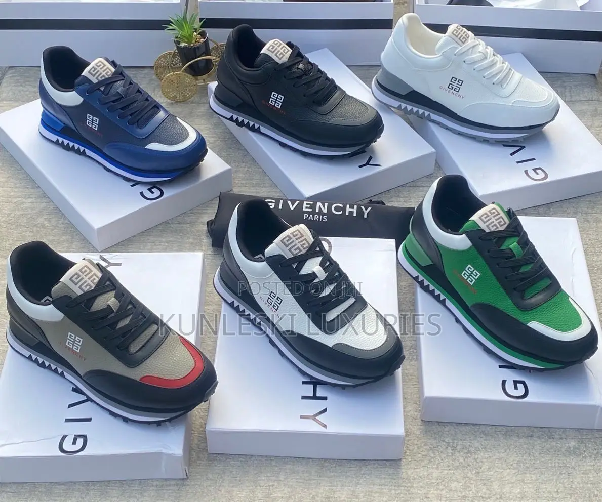 High Quality Givenchy Luxury Lace Up Sneakers Collections for Men