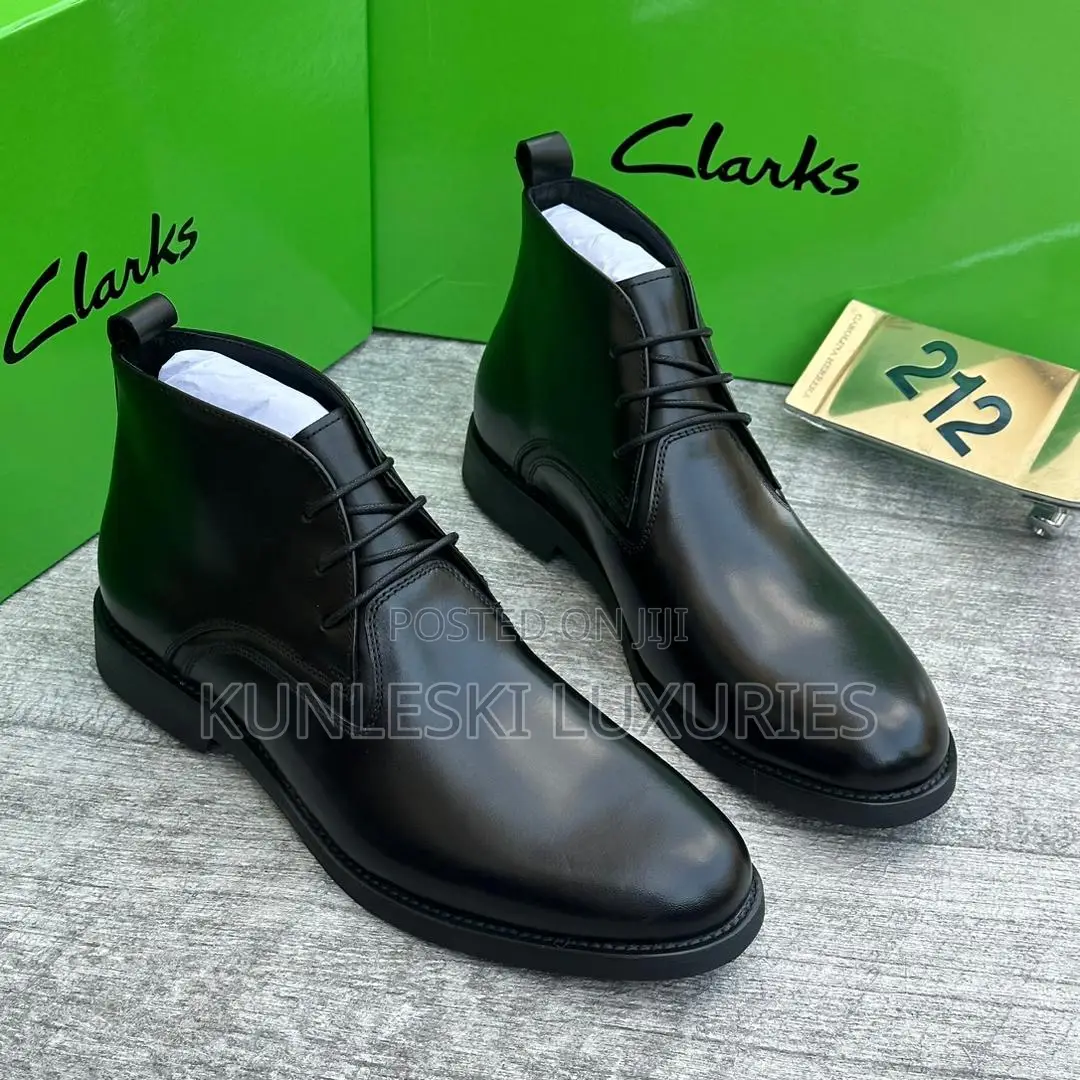 Original Clarks Ankle Leather / Patent Leather Men’S Boots Collections