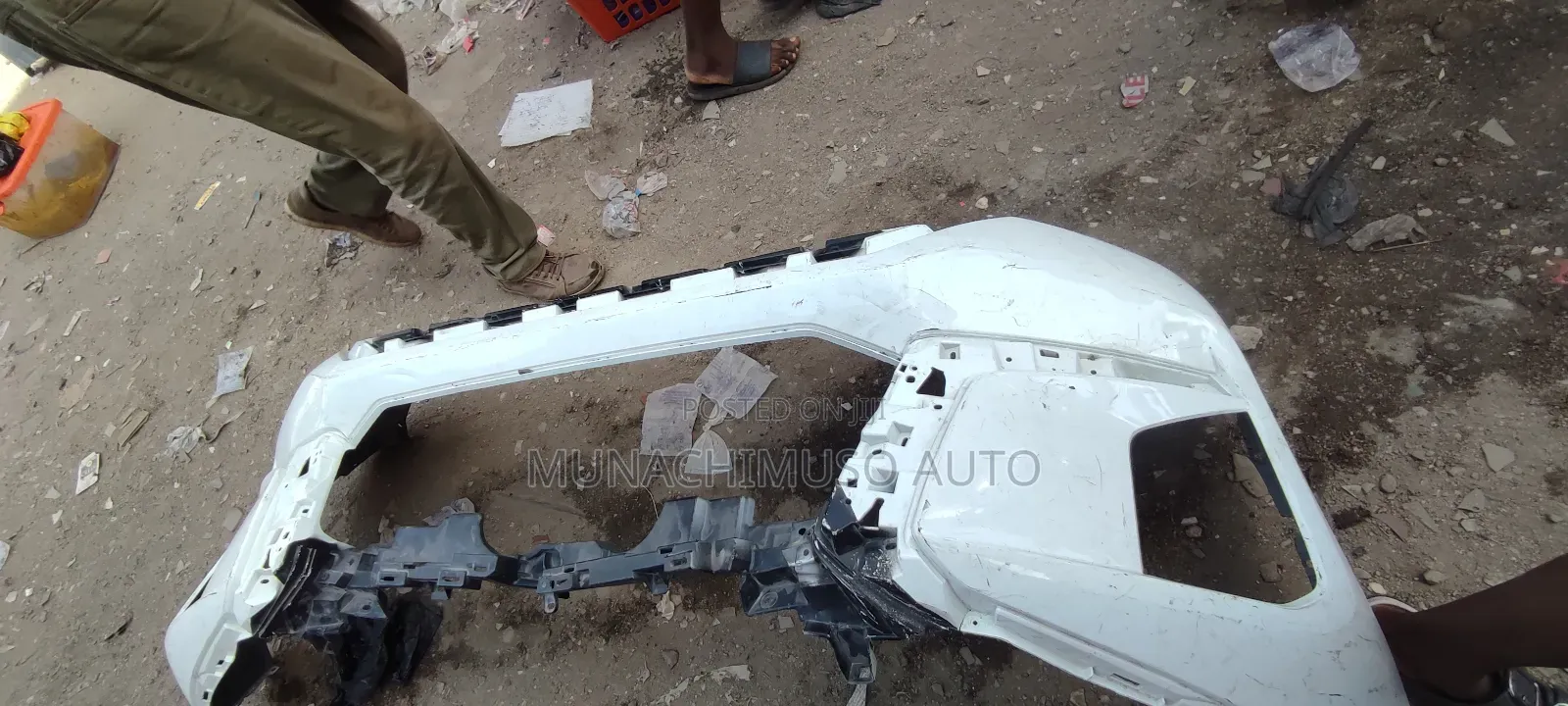 Empty Front Bumper Mitsubishi Pajero Sport 2023