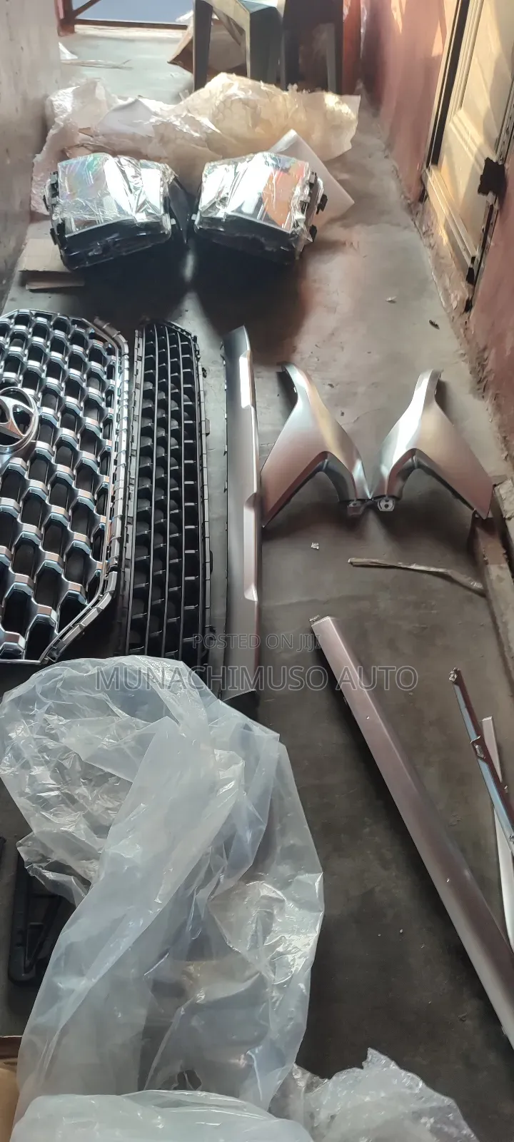 Complete Front Bumper Hyundai Santafe 2022 Model