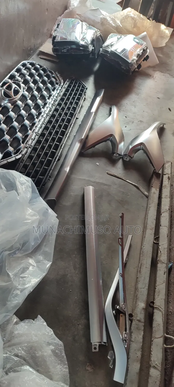 Complete Front Bumper Hyundai Santafe 2022 Model