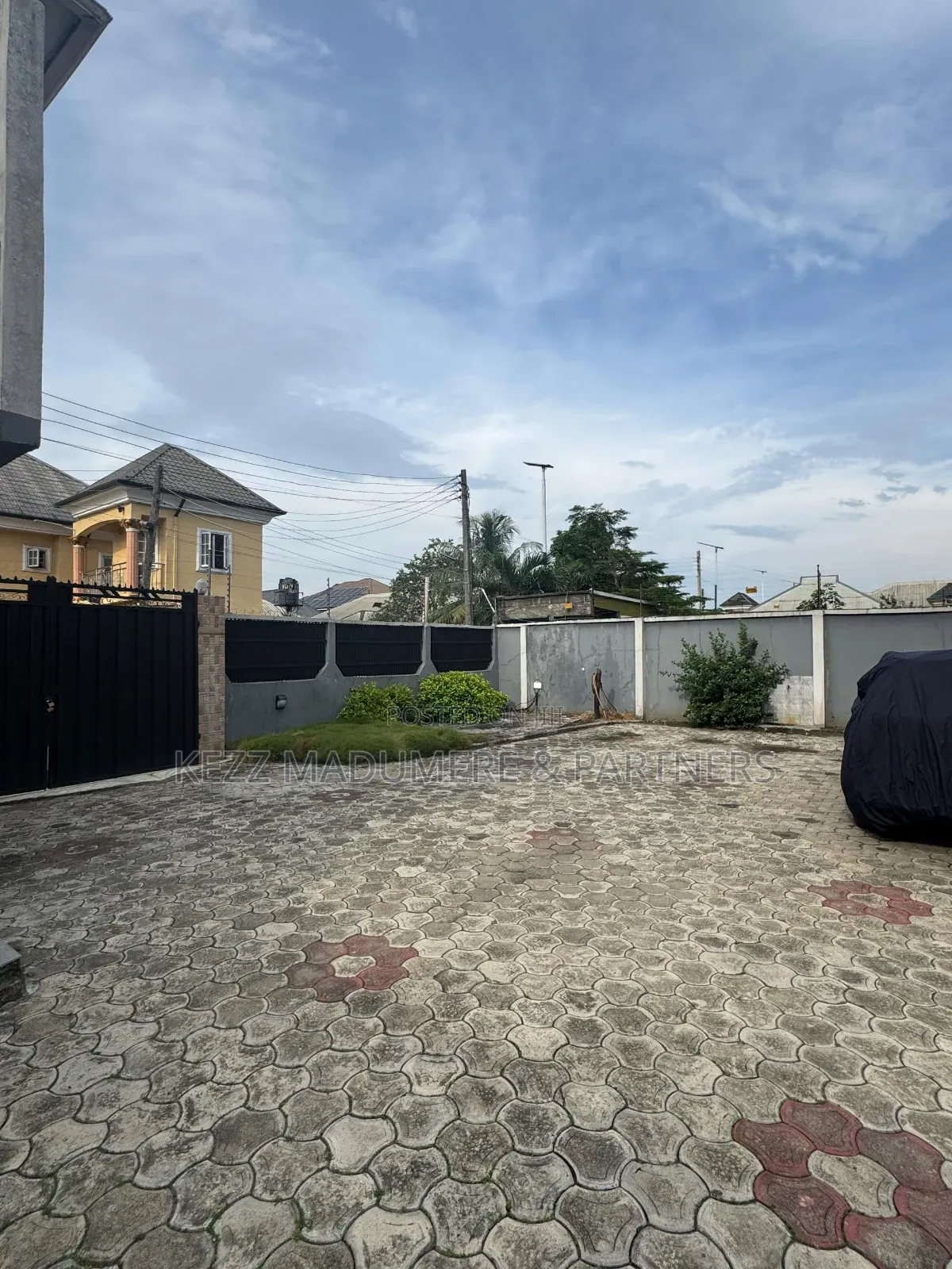 6bdrm Duplex in Gated Estate Sars for sale