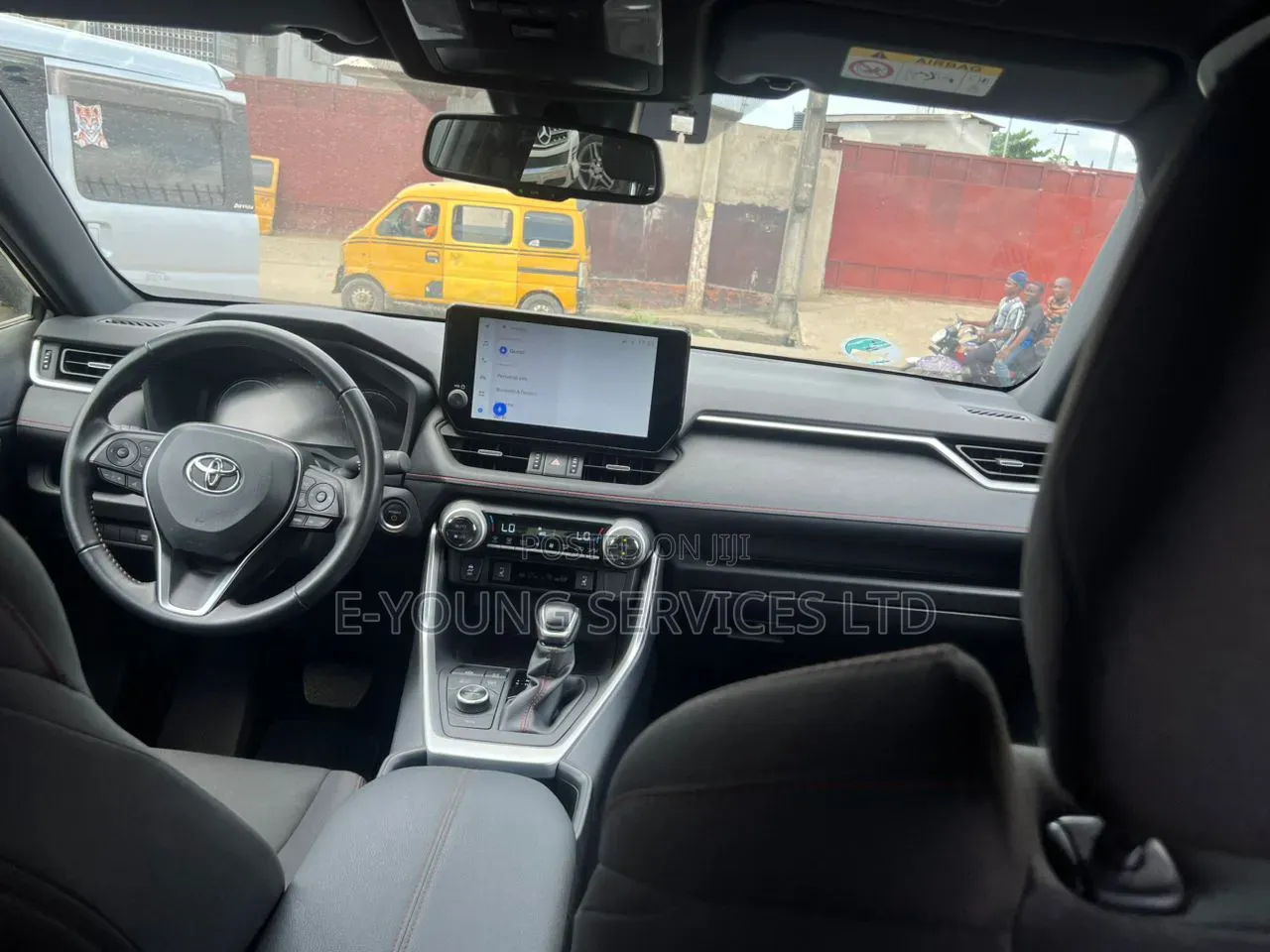 Toyota RAV4 Limited AWD 2024 Gray