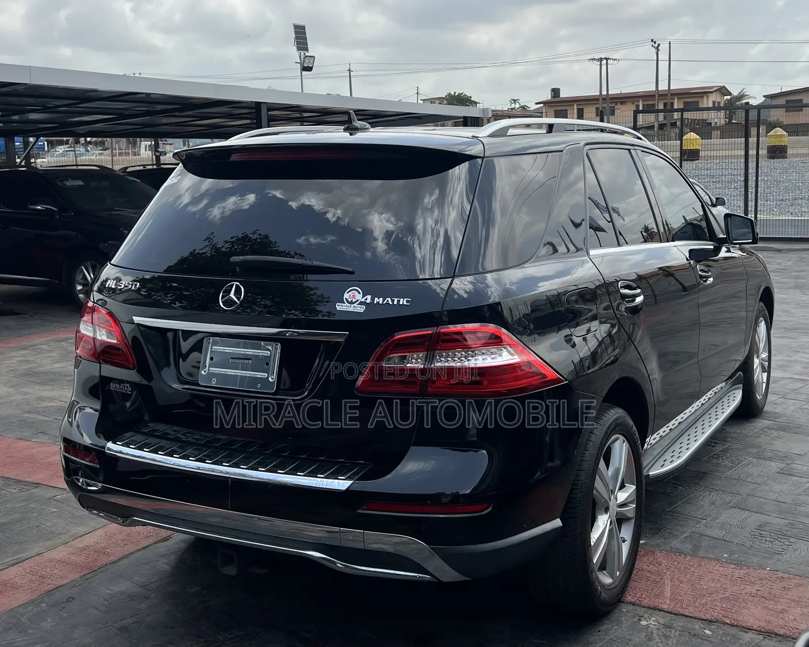 Mercedes-Benz M Class ML350 4MATIC 4dr SUV AWD (3.5L 6cyl 7A) 2014